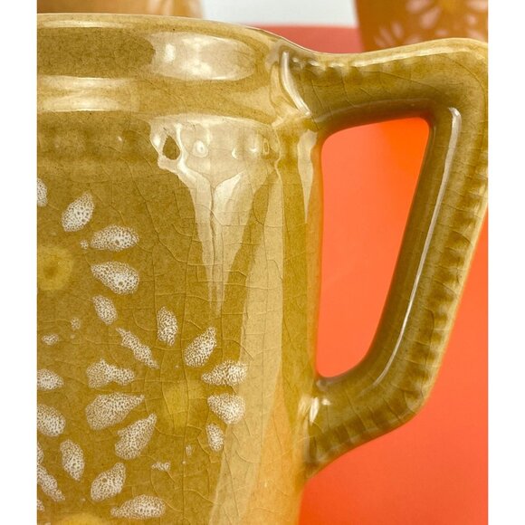 Vintage 70s coffee mugs, St Josaphat Pottery, yellow white daisies, oversized - Picture 10 of 10